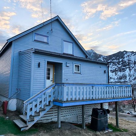 Hus Gryllefjord Villa Exterior photo