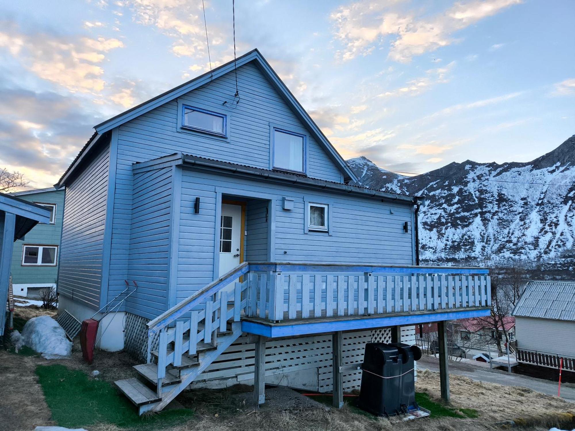 Hus Gryllefjord Villa Exterior photo